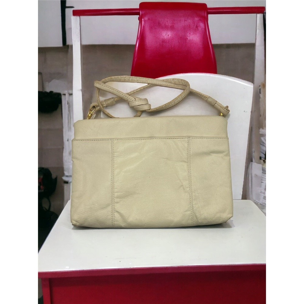 Vintage Leather Purse, Beige With Leather Clip On Strap - Picture 2 of 4